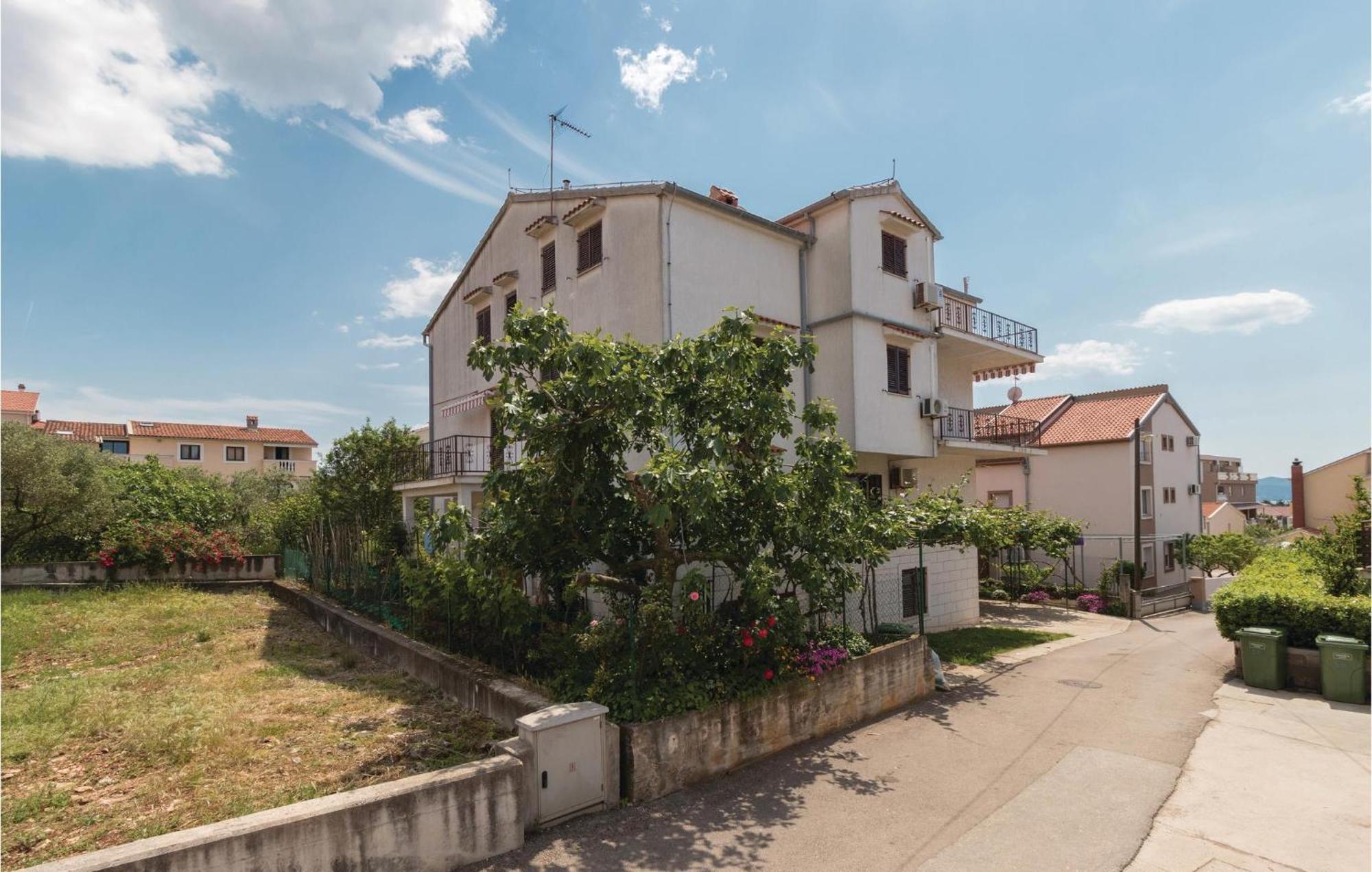 Nice Apartment In Zadar With Wifi Ngoại thất bức ảnh