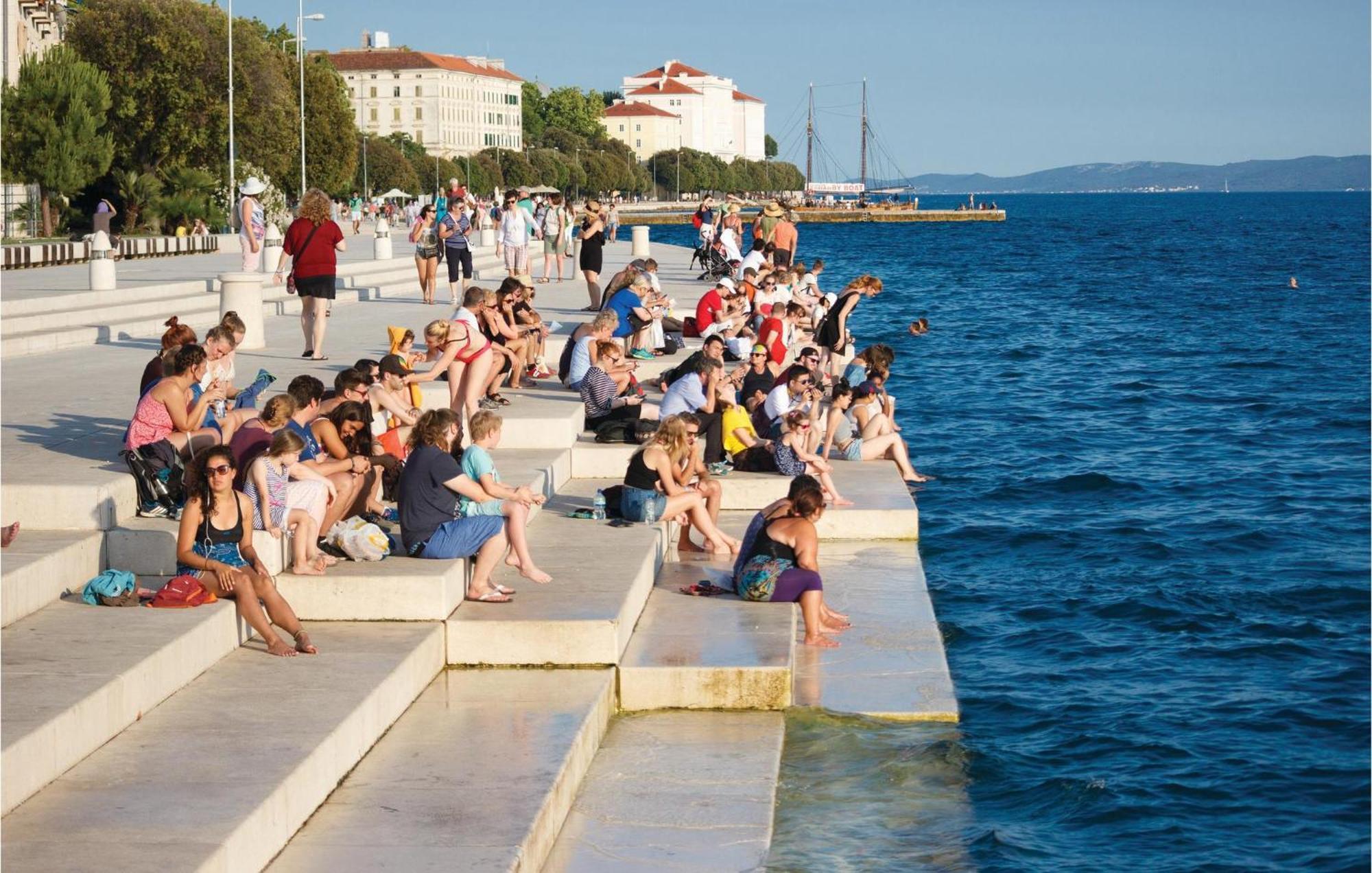 Nice Apartment In Zadar With Wifi Ngoại thất bức ảnh